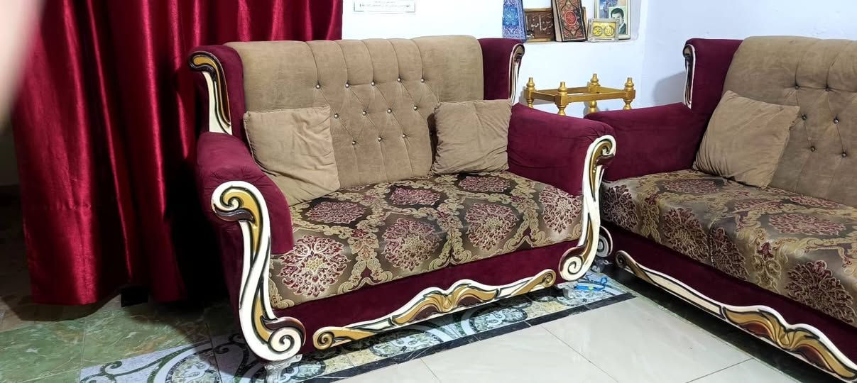 للبيع تخم وكاونترات صاج
ب250
مكان سبع البور بالخمستالاف قرب مولدة زيد
 واتساب ***********

