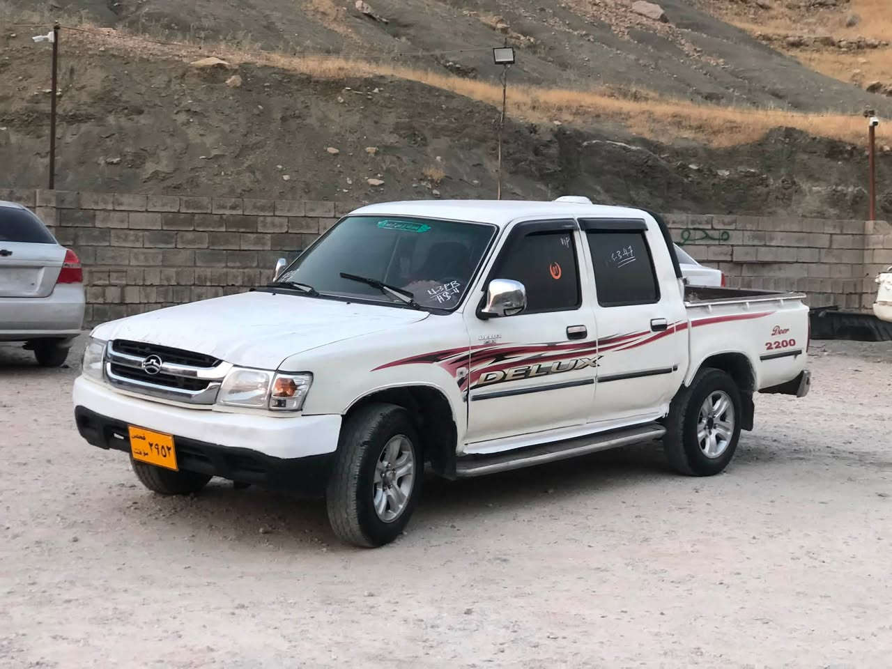 پیکاب دیر مۆدیل ٢٠٠٩ مەکینە بەخ مەنەفیس ئەسلی بەشەرت گیر مەکینە اکسل کامل بەشەرت دەژبول مەرزیە جام کارەبا سەیارەکە توند و تۆلە بەشەرتی توراو فیتەر سەیارەکە بی دەحم و لیدراوە جێ جێی بۆیاخە بە حیزام دەیفرۆشم سەیارەکە بە  مالی دۆستەکە نرخەکەی خوار هەموو بازارە سحری ٣٧وەرەقەو کەمیک مەجال ***********——-***********
