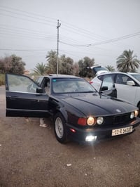 بي ام ٧٣٥ • محرك جديد • لايت زينون