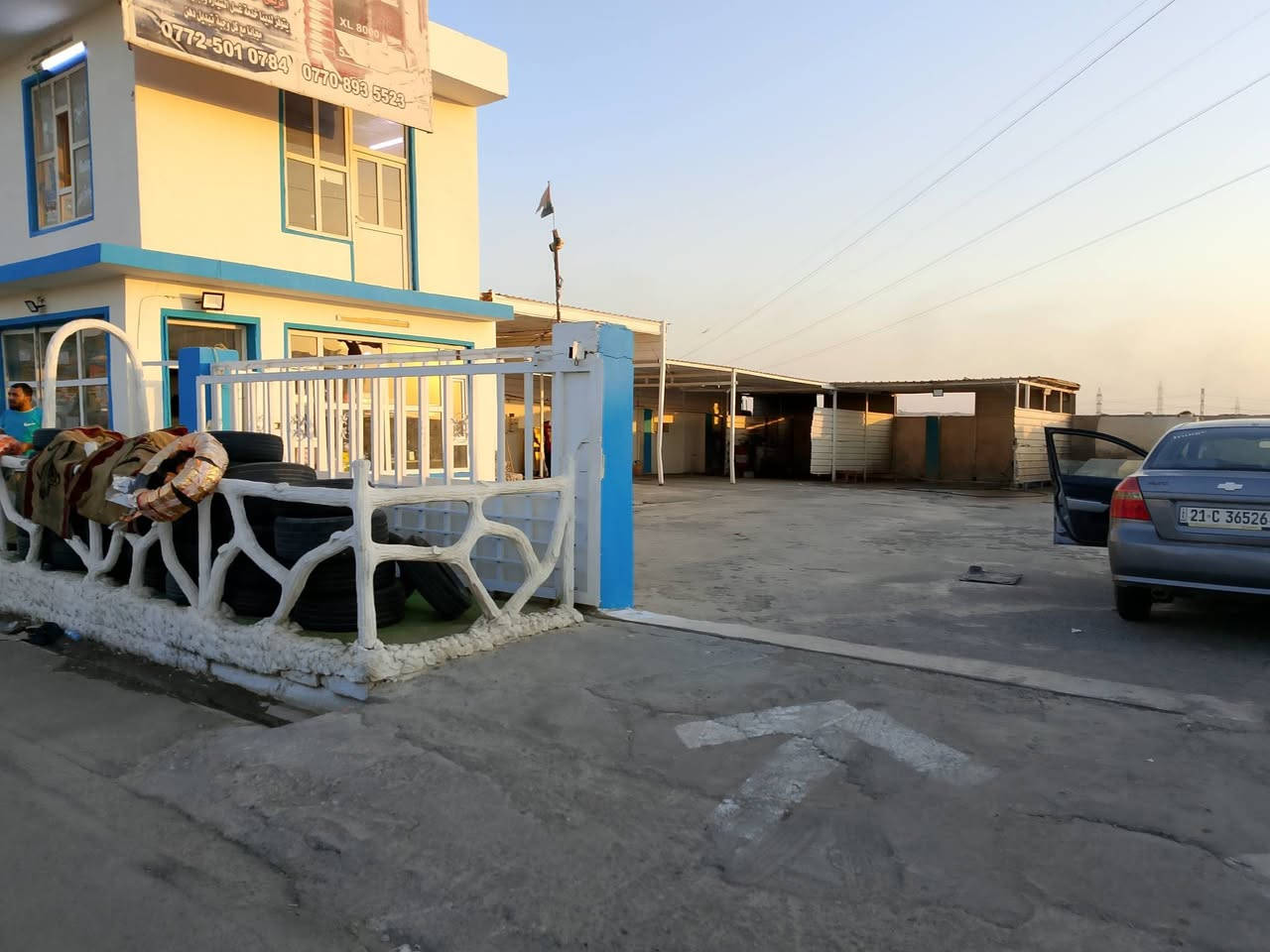 سلام عليكم غسل السبهان للسيارات نضافه وشغل مرتب وإذ تبدل دهن سياره غسل بلاش مكان استراحه وتبريد وشغل نضيف ‏‪***********‬‏ وكادر سريع
