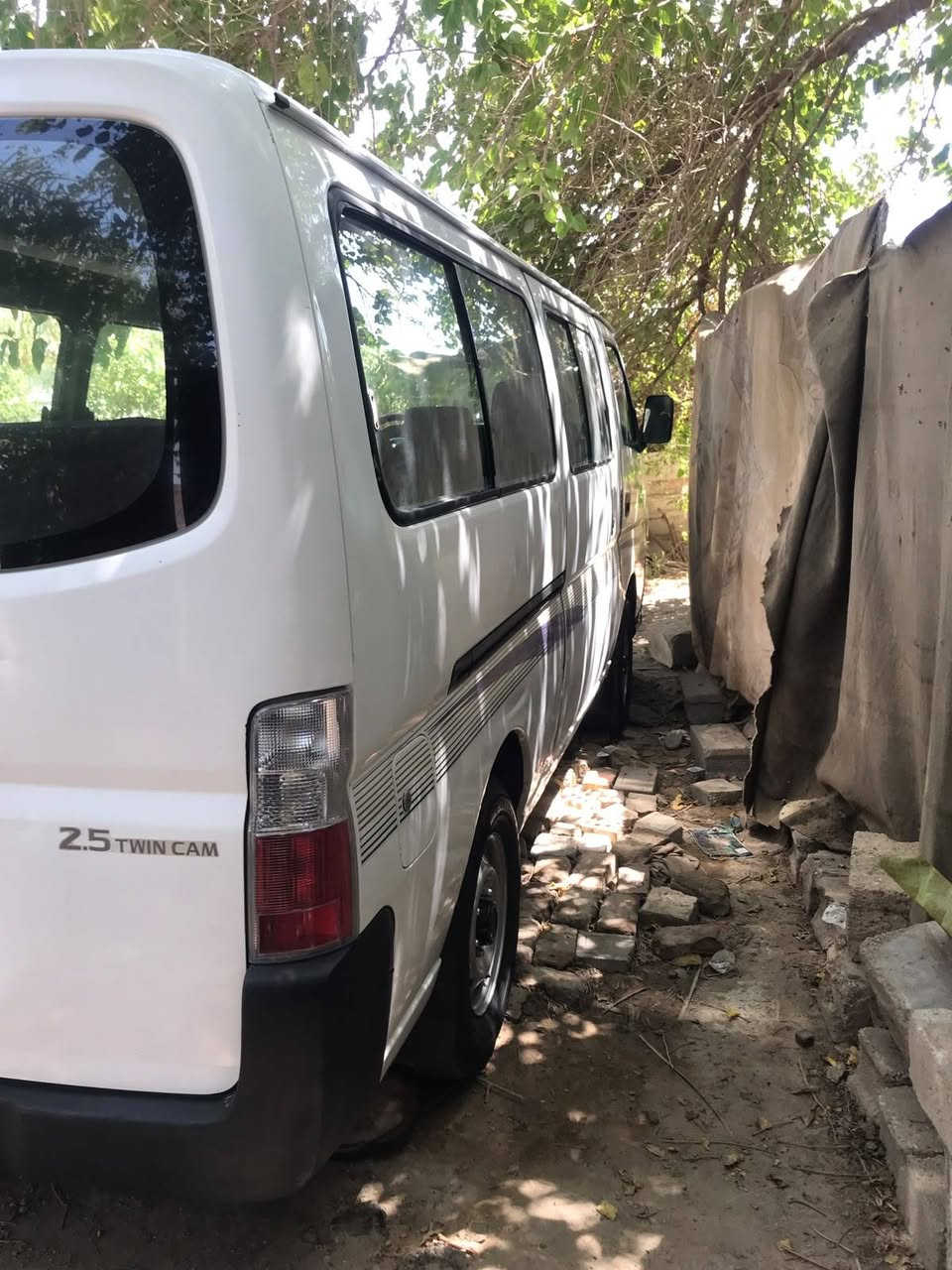 سلام عليكم للبيع نيسان🚙 🈶  مديل 2009سيارة كاملة من تخم تايرات حدادية محرك وكير مكفولات تبريد ثلج❄️  موقع سيارة كربلاء العطيشي قرب دفاع مدني 📍 رقم هاتف ***********
