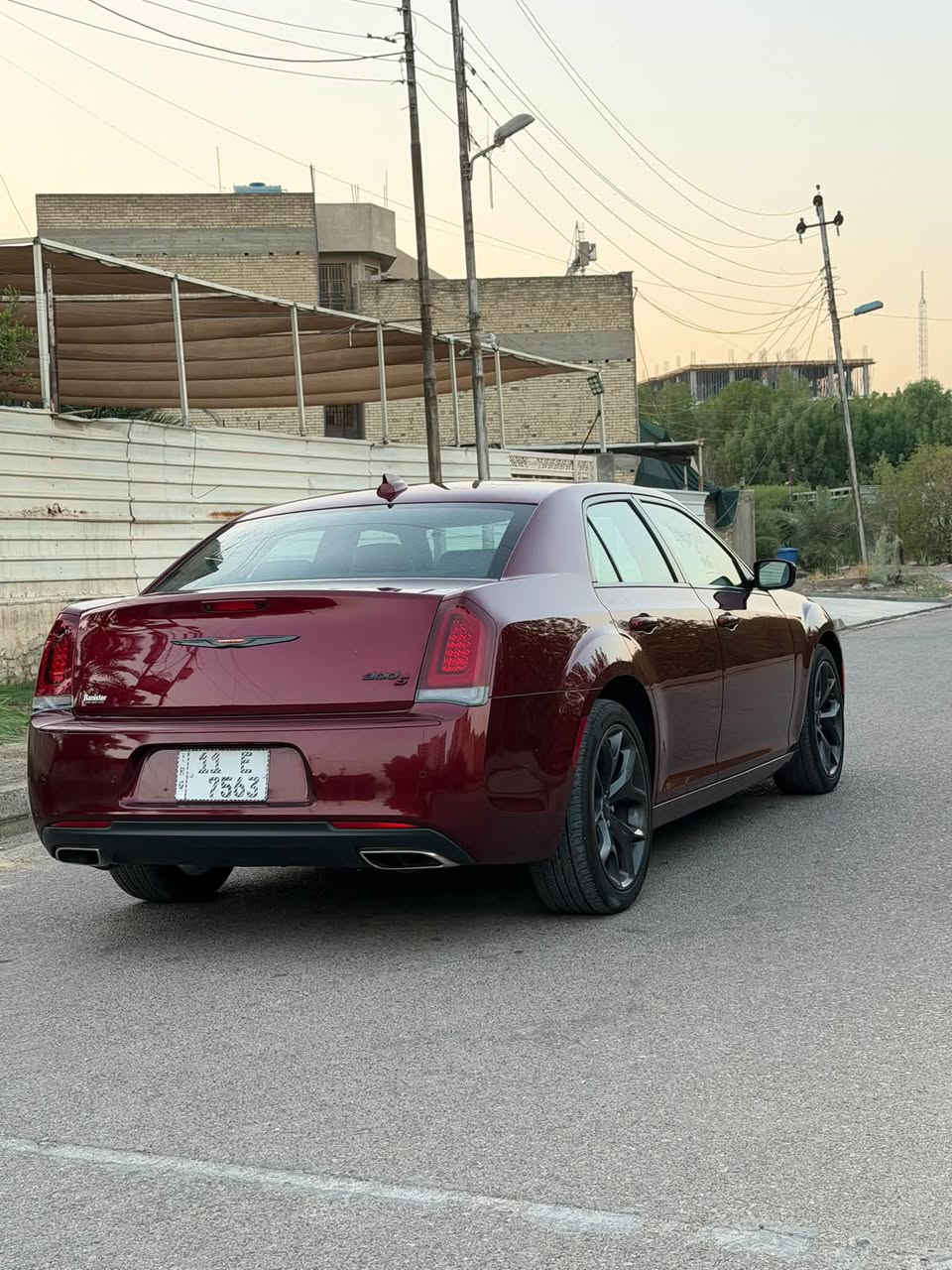 🔴 اللون: عنابي ملكي
✨ سيارة نظيفة ومرتبة جداً
🇺🇸 وارد أمريكي
🖤 داخلية فخمة ومرتبة
💎 شكل رياضي وهيبة الـ 300S
🔑 السيارة جاهزة للفحص والقيادة

سيارة ضباط دخول جديد 

☑ مكينة وقير بحالة جيدة
☑ وتدفئة كشنات
☑ كاميرا خلفية وحساسات
☑ شاشة ومزايا كاملة
☑ جنوط رياضية
☑ السيارة حاضرة للفحص بأي مكان

صور الحادث داخل المنشور+صور التعمير

📍 الموقع: بغداد_البلديات

📞 للاتصال: ***********
***********
