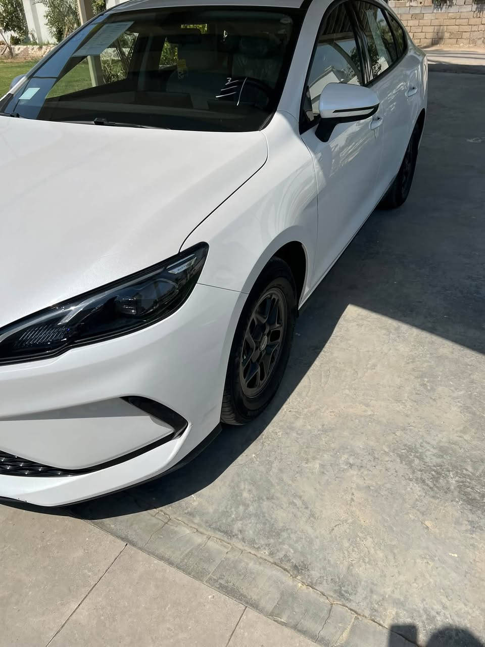 سلام عليكم
بي واي دي سيل5 2025 ماشي 12 الف السيارة جديدة على وضع الشركة بيه رصعه بل صندوك مكاني بغداد 

***********
