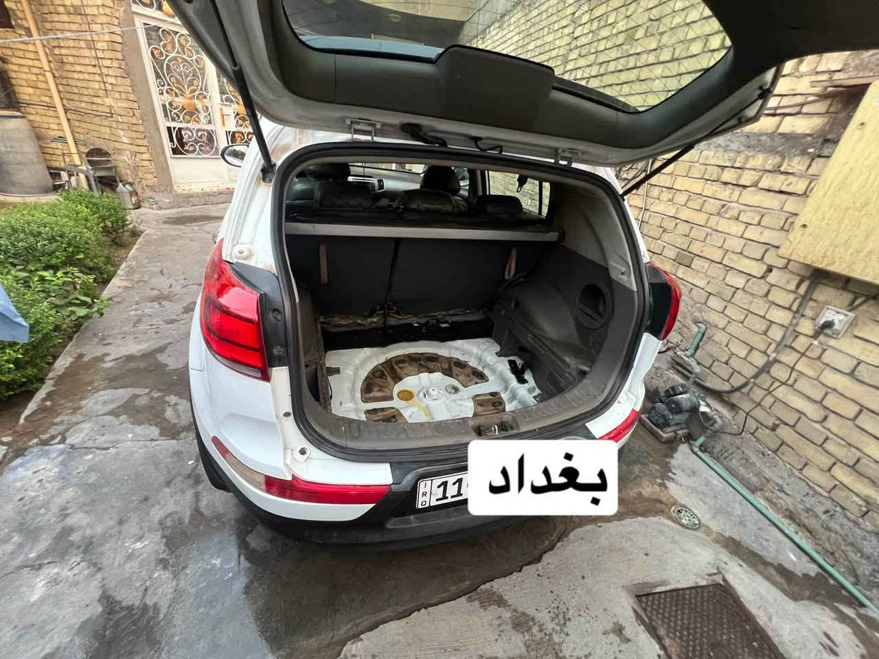 كيا سبورتج موديل 2015 
وارد خليجي ماشية 192 الف 
بيها بارد كد شبر ونص 
سنوية باسمي لل2030 
محرك 2000 دوش
مثبت سرعة
تحكمات ستيرن
بصمة أبواب 
سويج 
لايت زنون
كشنات جلد
ارضية جلد
بانوراما
مانع انزلاق + ايكو
باتري جديد
مري شفط
اشاير بالمري
كاميرا وحساس خلفي
السعر 167 وبيها مجال كلش بسيط 
مكاني بغداد البلديات 
الاتصال على الرقم ***********

نص مكتوب في الصور:
- بغداد