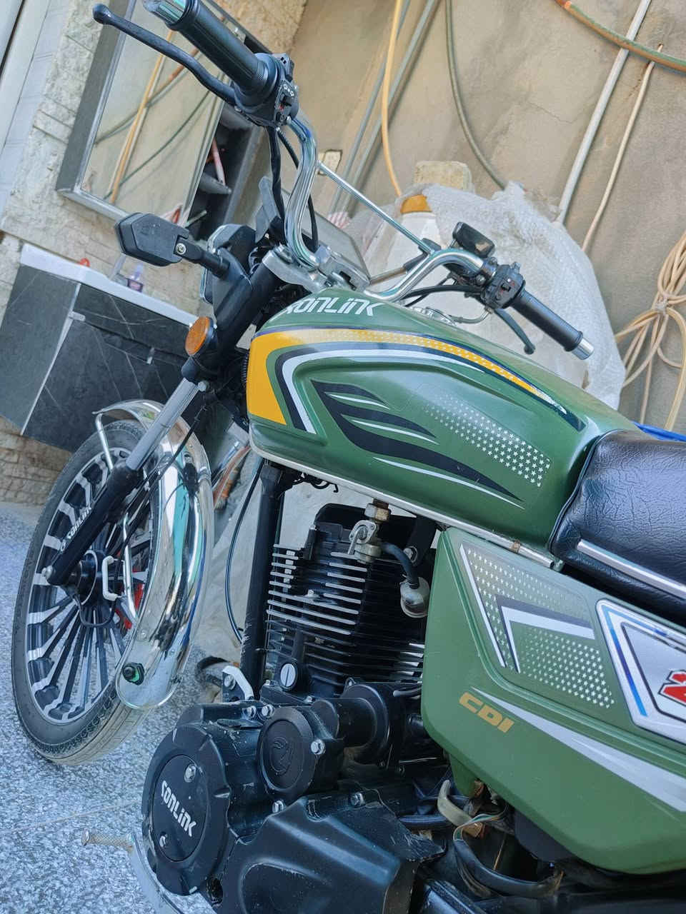 سيفان 25 باب اول مكينه 200 للبيع بسعر مناسب مكاني بابل الحمزه الغربي واذا عدك مراوس عادي  اتصل وتدلل
***********
***********
