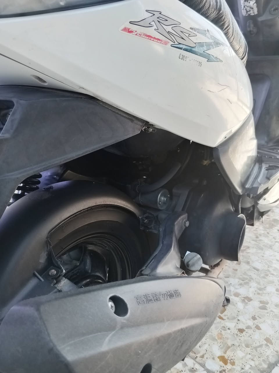 ماكس مضلع دراجة كله بلديه مكينة بلديه سلف بلاده 
كهربائي كلها شغاله مكان بغداد الغزاليه 450 بيه مجال 
***********
