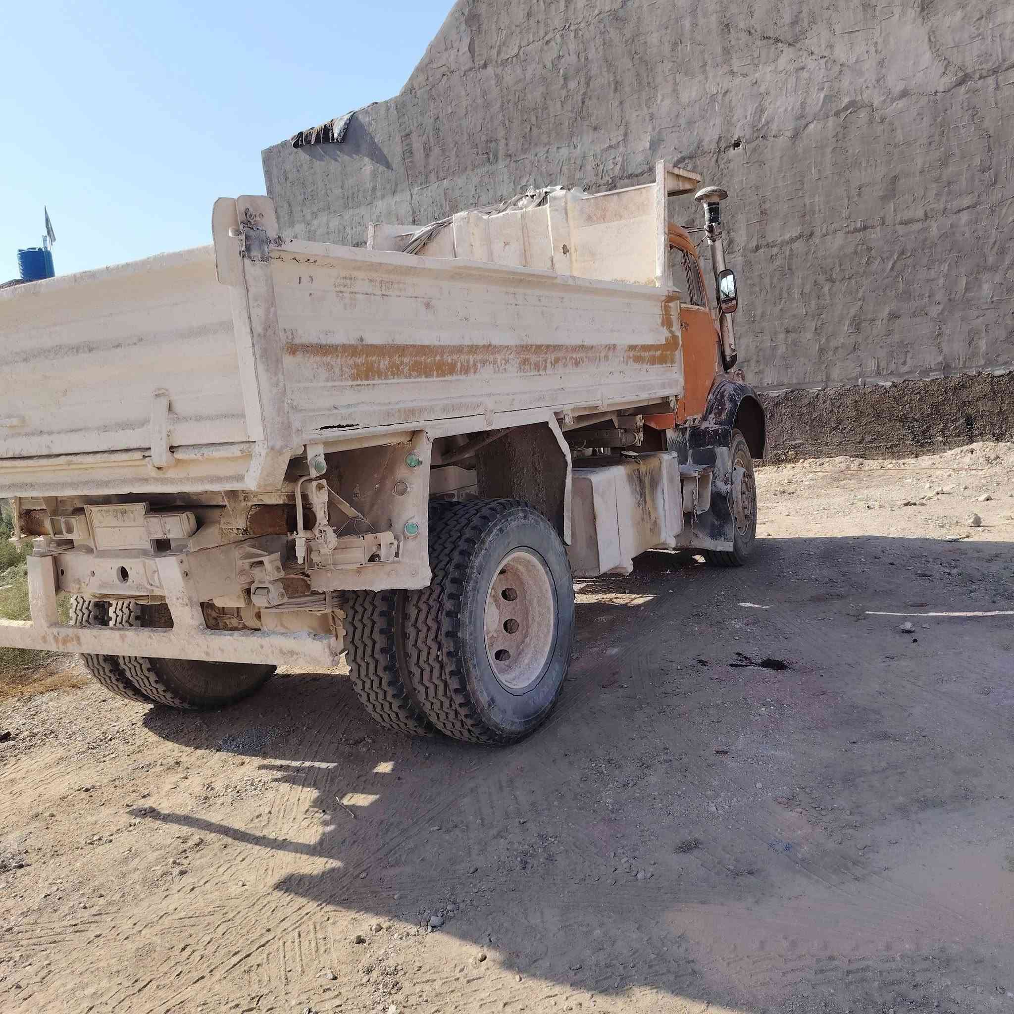ابردين للبيع مديل 81 محرك جديد اكسل 10 رقم بغداد مكاني بابل للاتصال ***********
