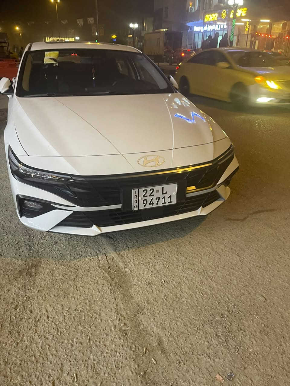السلام عليكم شباب
النترا 24 ماخذهه زيرو وحالياً مشت عندي 22 السياره بحالة الشركه جديده اكثر مما تتصور
السياره انضرب عندي الجاملغ الأمامي وبدلته وصبعين  من البنيد التعمير الله شاهد يم افضل سمكري يعني تكول السياره بلاد والباقي كفاله السياره الله شاهد ماخذهه 172بوقتهه
وهسه عارضهه 132 يعني السياره خسارتهه كله وكعت براسي مال الزيرو ومال الضربه وبلعافيه ع ياخذهه السياره فووووووووول مواصفات
بيع مال مستعجل شباب
***********
***********

