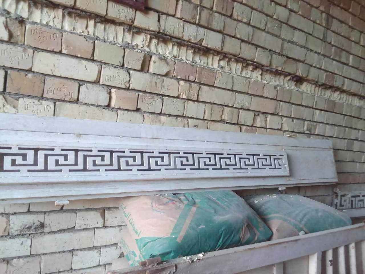 باب رئيسي طلابه وربع بدون جرجوبه وكتيبه ب١٠٠ المكان الالف المفروز
