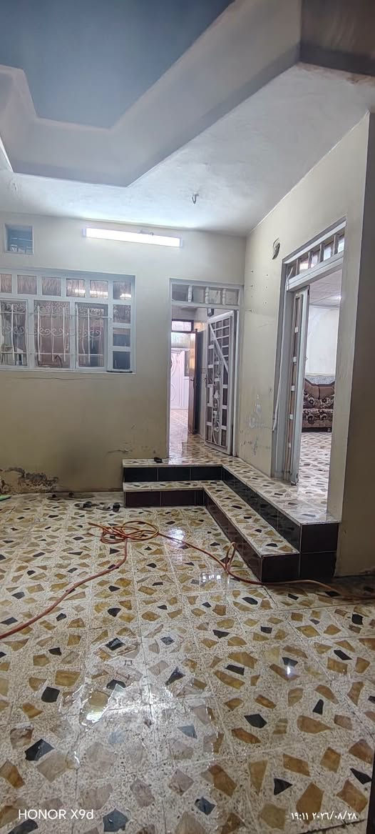بيت للبيع مساحه 150 م سند طابو الزهور
غرفتين نوم وهول ومطبخ واستقبال
اتجاه قبله على شارع 15
الموصل /حي الانتصار شارع 60
جهة الميثاق
السعر 85 مليون
***********
***********
