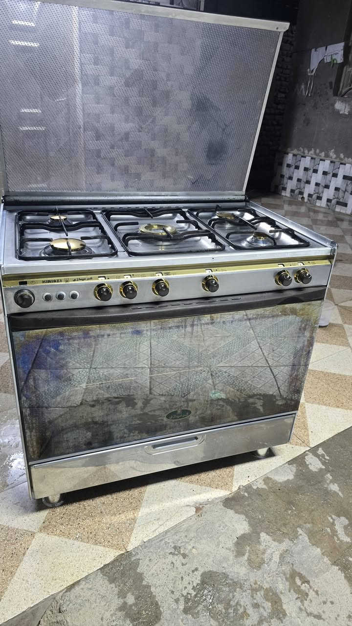 طباخ كريازي البيع 
***********
