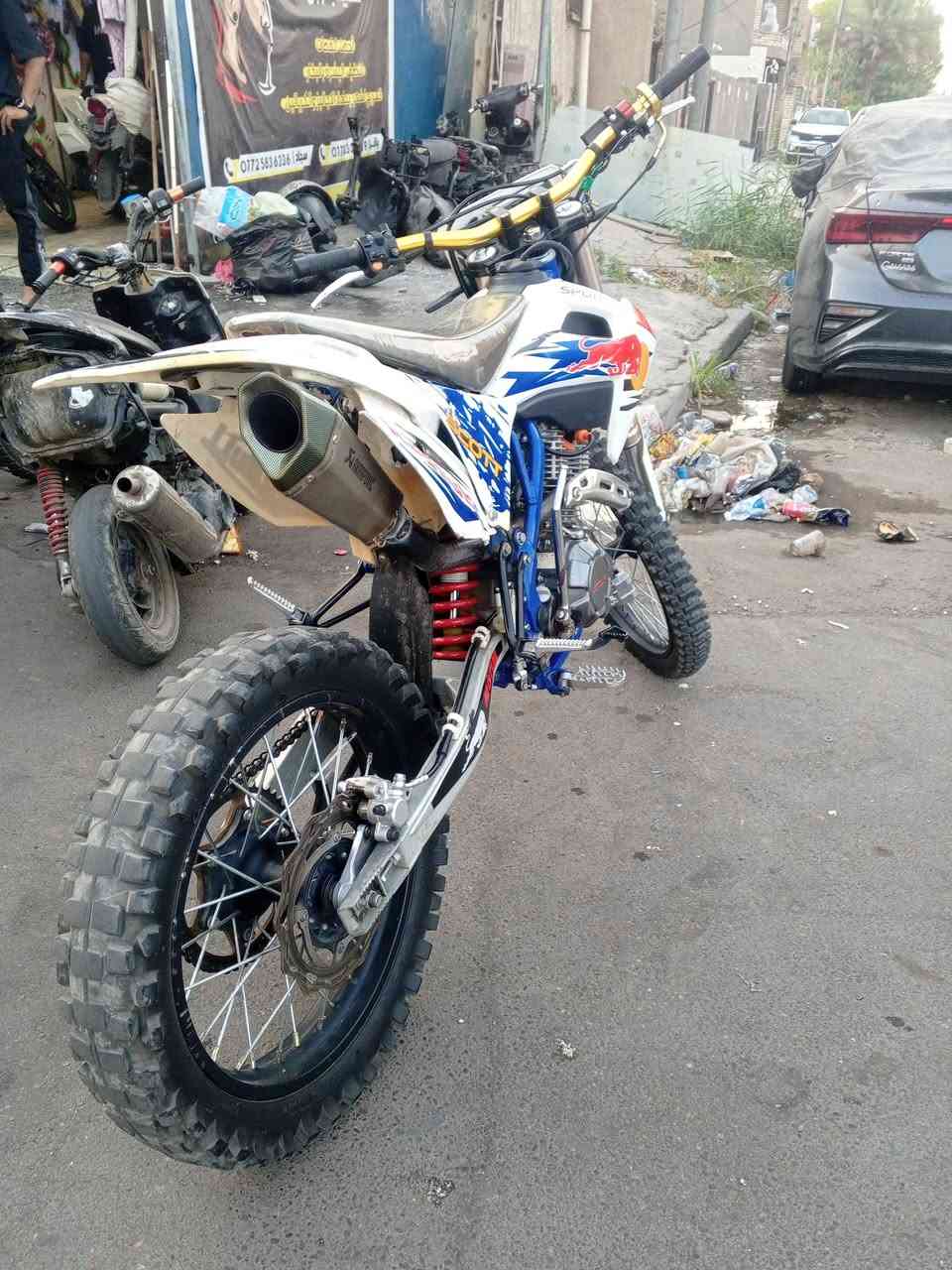 للبيع
محرك 300cc
موديل 25 
بيهة تزويد 
موشم الكفرات 
*********** واتساب
