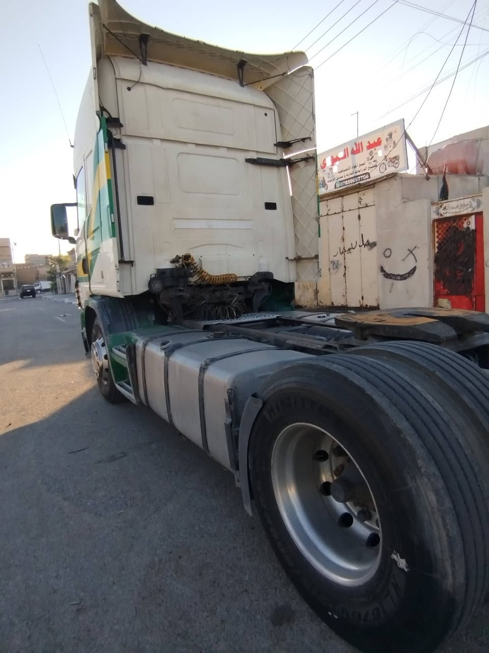 السلام عليكم
سكانيا موديل 2000 تخم تايرات جديد كير محرك مكفولات لا تنقيص ولا تبخير رقم سليمانية وراعيها موجود يحول ومربوطه براد والبراد موجود اذا تريد تحويل السعر 115

للأستفسار ***********
