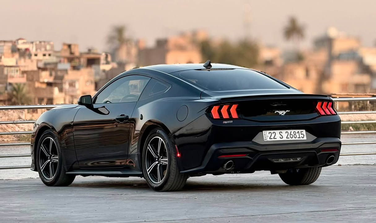 �

السلام عليكم

فورد موستنك 2024 🐎🔥
📍 رقم أربيل باسم شركة (وكالة أو تحويل مضمون)
صور الحادث مرفقة 
🚘 اللون: أسود
🎨 داخلية جلد أحمر / أسود
المواصفات:
* محرك 2.3 EcoBoost تيربو
* جير أوتوماتيك 10 سرعات
* دفع خلفي (RWD)
* تشغيل بصمة
* تشغيل عن بُعد
* دخول ذكي
* شاشة عدادات ديجيتال 12.4 إنج
* شاشة وسطية 13.2 إنج
* Apple CarPlay & Android Auto
* كاميرا خلفية
* حساسات خلفية
* رادار أمامي
* أوتو بريك
* رادار مغادرة المسار
* مثبت سرعة
* Drive Modes
* لايت LED أمامي وخلفي
* مقود متعدد الوظائف
* هندبريك دكمة 
* مقاعد جلد رياضية
* نظام SYNC 4 

للتواصل والاستفسار:*********** بغداد, العراق
