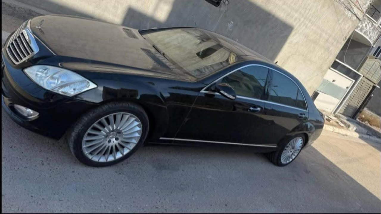 سلام عليكم
S350 2007 قرار 102 معامله كامله 

باقي بس گمرك رقم بغداد بيه بارد بالدور الخلفي ودعاميات صبغ والباقي مكفول خليجيه باب طويل فول مواصفات وبيه مشكله بالگير ابيع على هذا الوضع 

السعر 155 وقابل للتفواض 

***********

