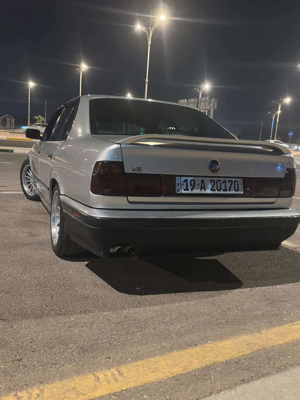 1991
اصل525بلادي محرك تك فانوس  
سياره رقم كربلاء باسمي تحويل ثاني يوم موصفات فول واحد عله واحد  كشناتها كهربائي السياره شغالات  السياره احلا من الصور  اربع جامات كهربائي تبريد محتاجله بس غاز   بجم عريض السياره تايرات نضيفه بيه ويل البينا اصلي  سياره مصبوغه للجماليه
سعر السياره (70 ) وبي مجال وسياره احلا من الصور داخل وخارج سياره معتني بيها والله رقم التلفون ***********
