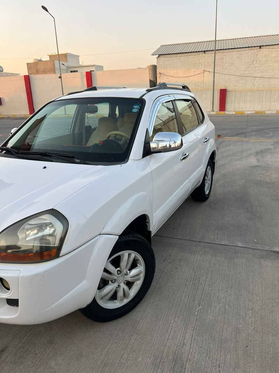 توكسان 2009 كفالة عامة بدون صبغ بدون بارد گير محرك ممفتوح تبريد شرط سنوية باسمي شاشة كامرا حساس ABS عليها كامل سيرفس دفتر بنزين بي *********** كركوك, العراق
