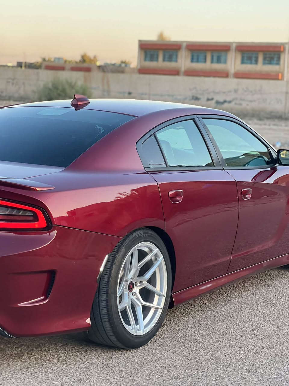 سعر مناسب 🚀✅

دوج جارجر RT ☑️2018

رقم بغداد هزه جديده تحويل ثاني يوم

سياره كلين بدون صبغ ولا ضربه مكفوله من صبغ والحادث سياره بلكارتون داخلة نضيف جدا مامتعوبة

فول مواصفات عده الفتحة 
داخل جلد 
ويل جديد قبل فتره شديته
كاردن srt بيه شلعه تشك الكاع 

لسعر 200 
رقم  ***********
