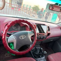 هايلوكس • للبيع • وبيها مجال