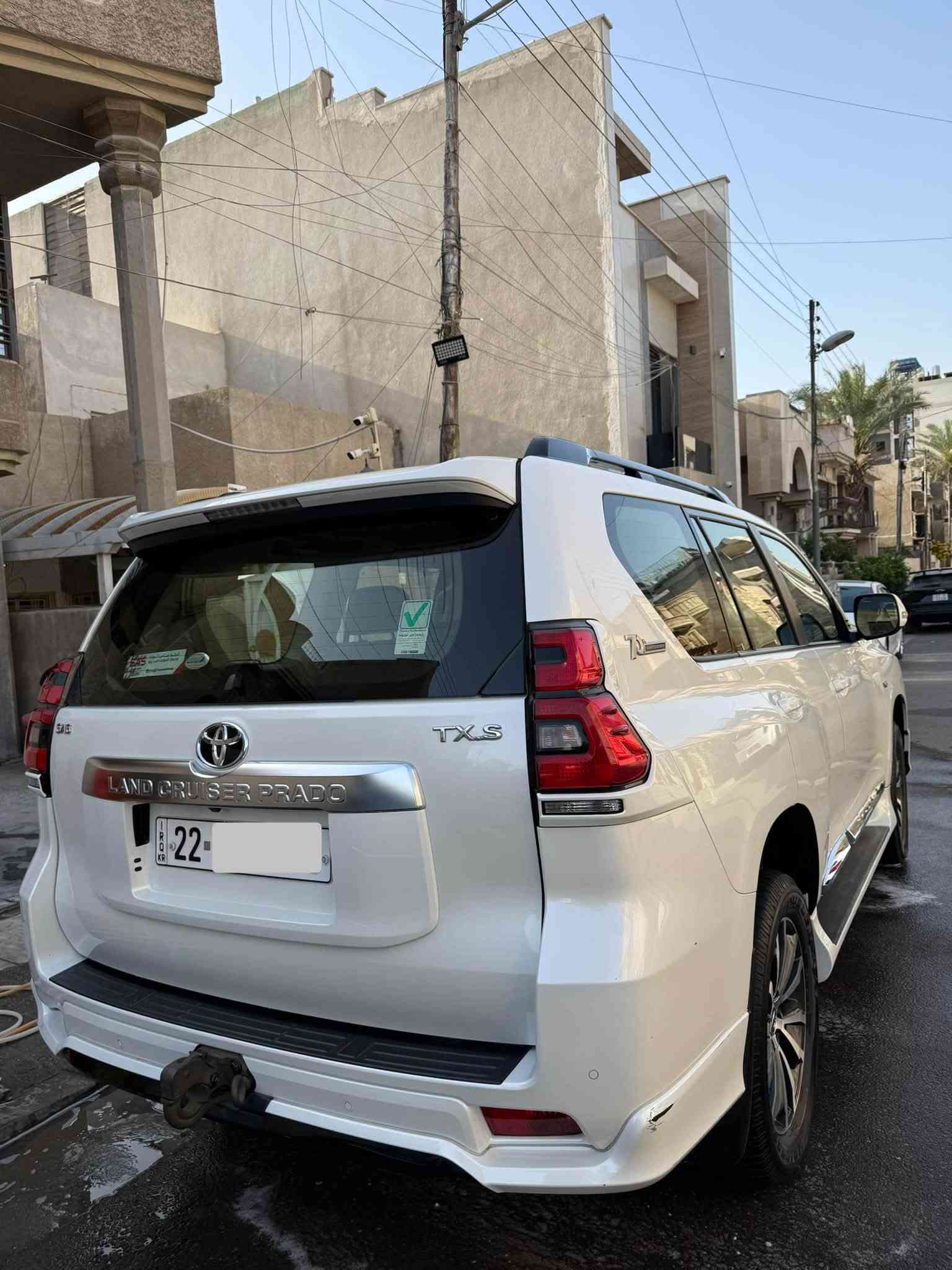 برادو سبعينية • محرك ٤٠٠٠ • رقم اربيل