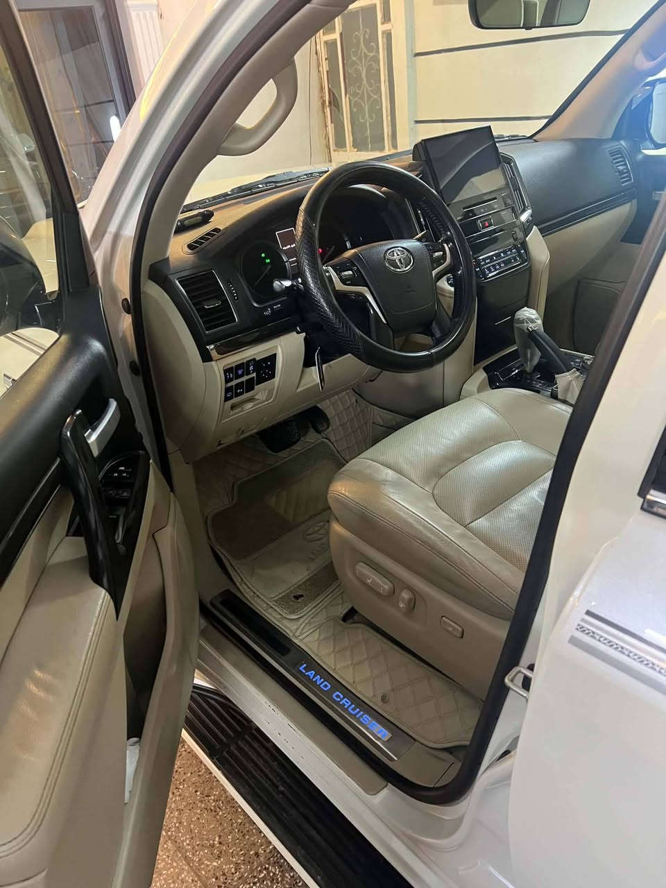 لاندكروز ٢٠٢٠ • ساز باب اول • ١٠٥ الف
