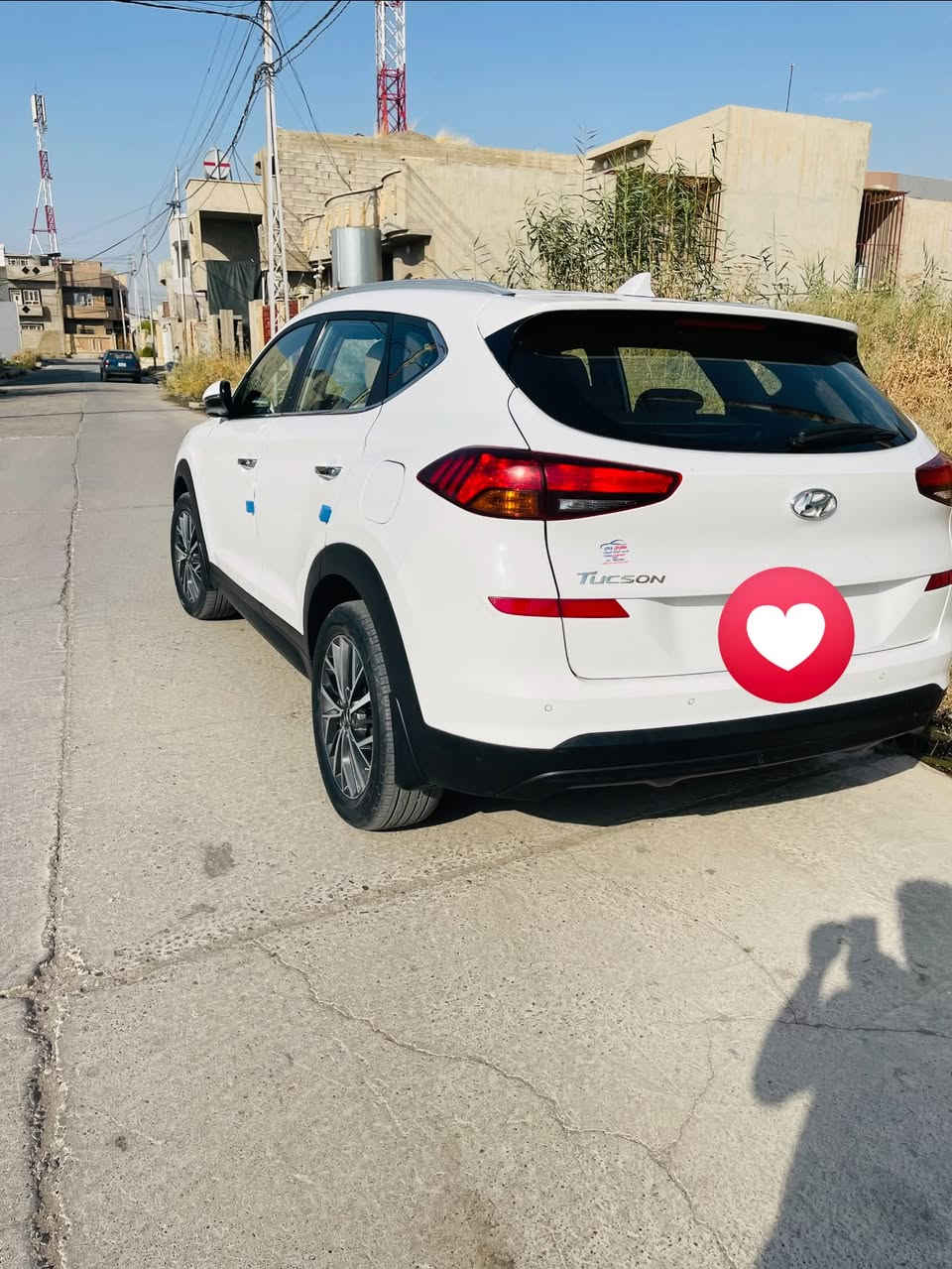 توكسن 2020 خليجي هاندبريك بالرجل
بيها بارد بصيط جداً 3 اصابع فقط وجه البونيد
66 الف كيلو
شركة الكاصد دبل كرسي كهرب 
زعنفة بصمة +بصمة ابواب
ترحيب 
رقم نينوى هزة جديدة وسنوية ماساقطة 
السعر خابر وتدلل
ترهم اذا مقدمة 130 وفوك ومن تخابر كلي اريدها نقد لو قصد
***********
***********
عنوان موصل الايسر
