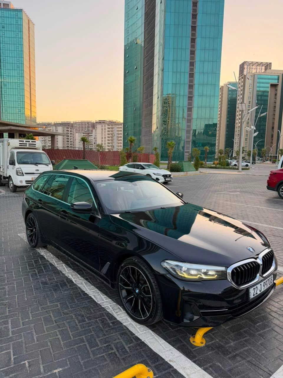 BMW 2022  520

شتیکی زۆر نمونە زۆر جوان بی بۆیاخ گیرو مەکینە بە شەرت سەنەوی تازەیە  

(شاشە گەورە -گیچ ئەلکترۆنی - سوکان ڤۆلیۆم - بەسمە - ئۆتۆ هۆلد - بریک کارەبای - گیر سپۆرت - ٤ مۆد - ئۆتۆ پارکینگ - ناو خەنەیی - کوشن کارەبای -تەبرید مەرکەزی- حاسە-رادار - ئۆتۆ ستۆپ -لید - عەدەسە - کامیرا - کوشن جلد)
٣ پارچە کلێر بێ لێدران
شوین هەولێر 🌍
*********** أربيل, العراق
