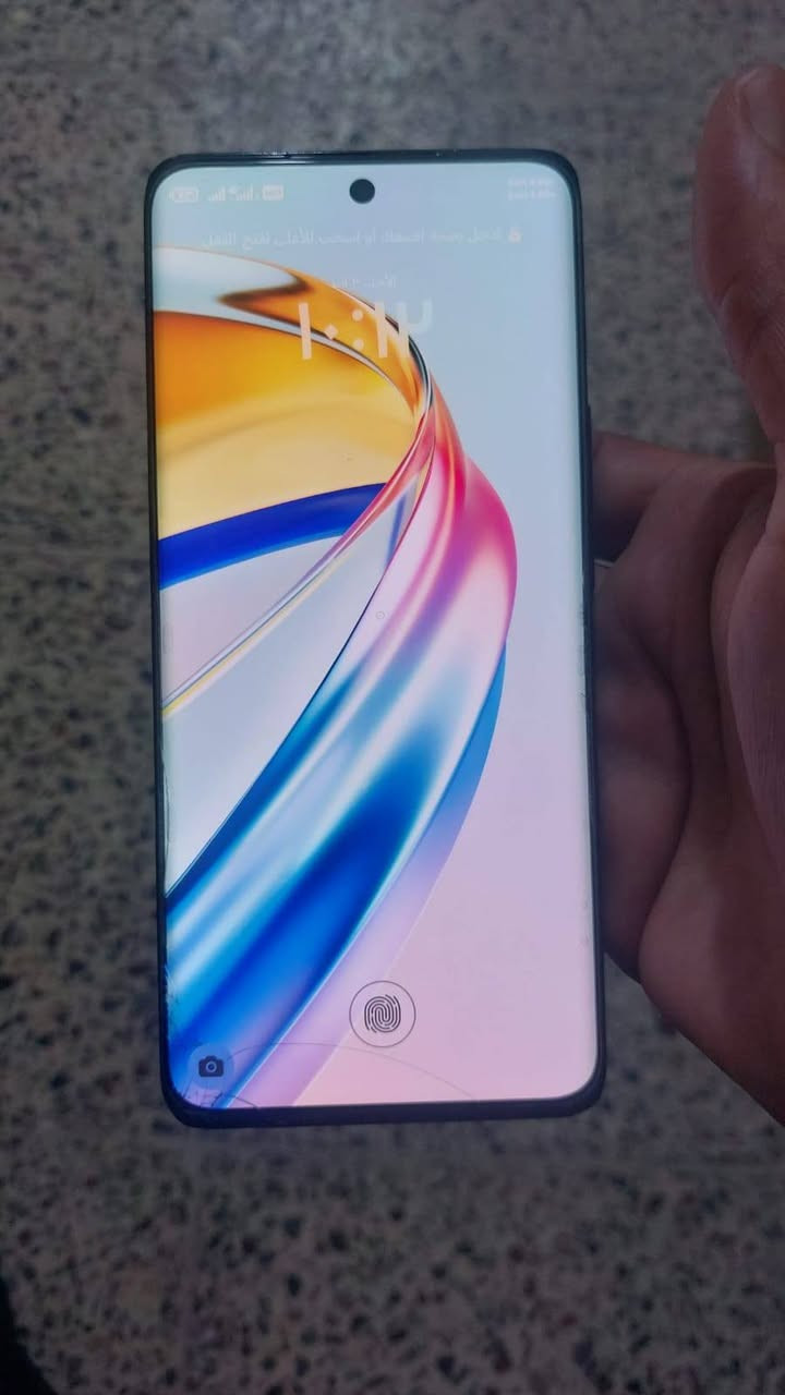 هونر X9 نضيف بي فطر بلشاشه اريد اراوسه ب ايفون او بيع قيم وخذه بليرضه الله بي ***********
