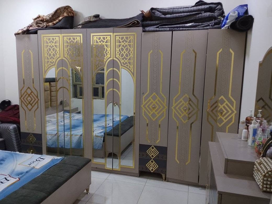 غرفه نوم للبيع المكان بغداد حي العامل للاستفسار الاتصال على واتساب فقط *********** السعر 500
