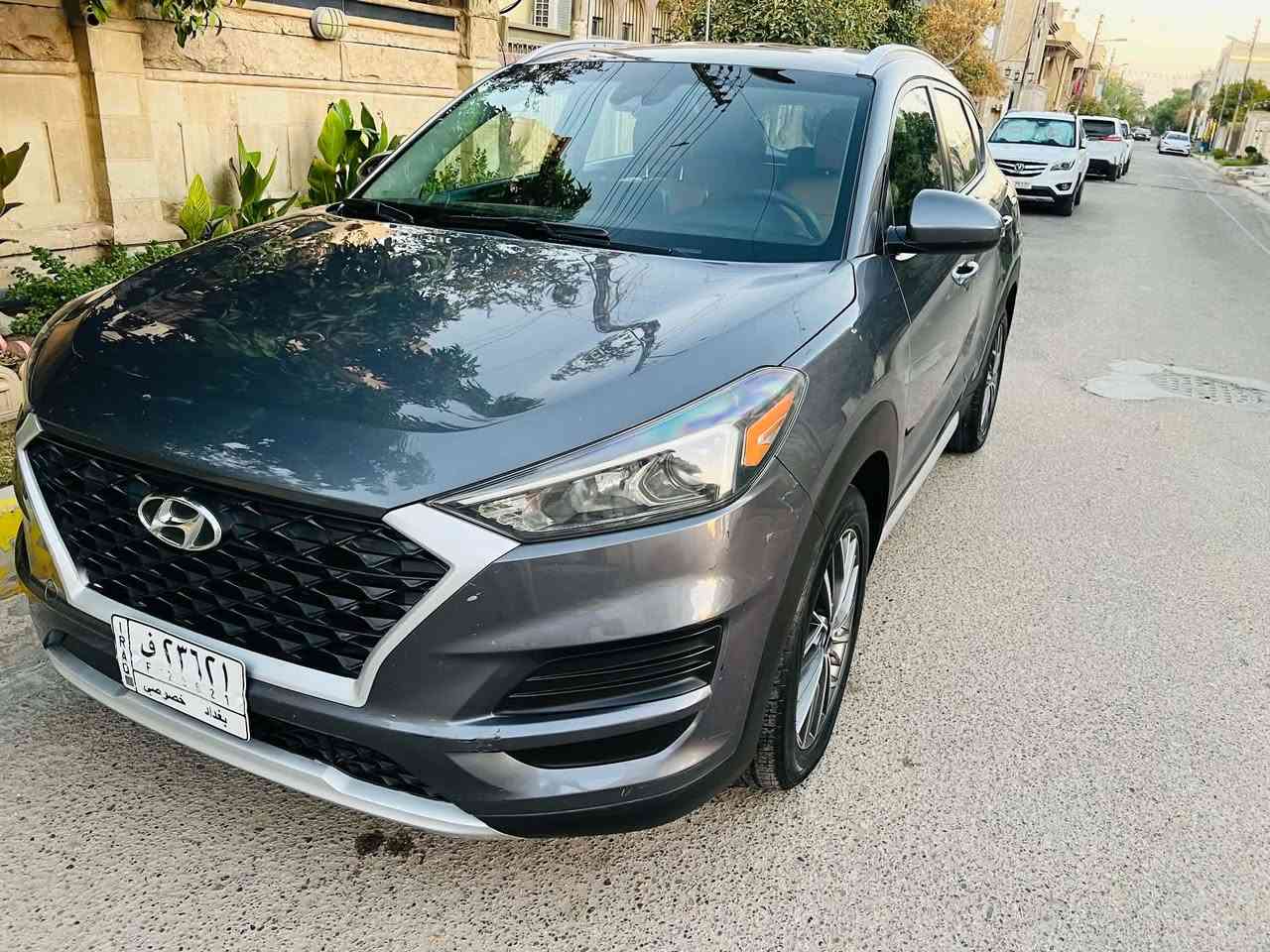 يا الله 
السلام عليكم 
هونداي توسان موديل 2019
وارد امريكي 🇺🇸فول عدا الفتحه  
حادث  جاملغ وباب امبدل نفس أللون 
مكفوله من الشاصي واللغد  
ماشيه  84 الف 
((ابيع على الفحص وين يعجبك افحص👍))

مواصفات السياره 👇
🛑محرك 2400
🛑 بصمه تشغيل وابواب وجنطه
🛑 كشنات  تدفئه 
🛑لايت لد ليلي نهاري
🛑كامره دوراه 
🛑شاشة لمس تدعم نظام 
🛑 مانع انزلاق / مانع منحدرات
🛑رادارات 360 درجه
🛑رادار جانبي النقطه العمياء 
🛑رادار امامي ❗️
🛑تحديد مسار+ سياقة آليه
🛑توقف ذاتي 🚳 عند الاقتراب 
‏🛑‎فول تحكم ستيرن
🛑كروز مثبت سرعه 

🛑‏ تبريد  قطعتين 

🛑3 وضعيات قيادة Smart‏-Sport-Normal

🛑اوتو هولد @/توقف ذاتي 

🛑منافذ Usp /Aux /12v

‏‎🛑 حساس اطارات

‏🛑‎السعر 137 بيه مجال قليل 

السياره جاهزه مابيه اي نقص وجديده جداً احلى من الصور
الشراي يتصل ***********
عنوان بغداد غزاليه
