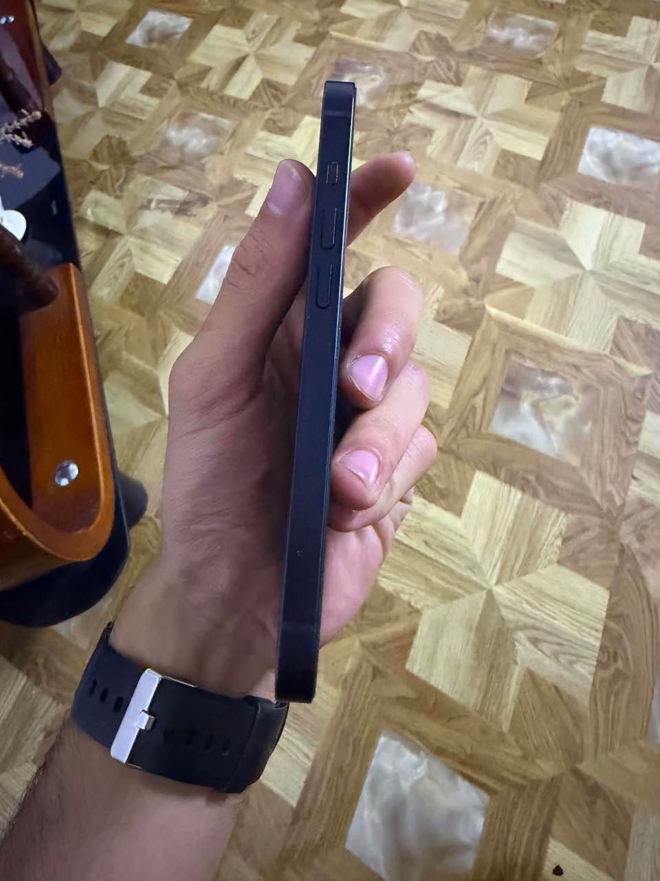 أيفون 14 عادي لون نيلي ذاكره 128 الجهاز وتر مكفول كامل ع فحص بطاريه 79 ب الجهاز فقط بي نقطه بالشاشه مابينه اصلا بس اني كتبت بي نقط التوضيخ الى العالم ا الجهاز مكفول كامل وع فحص سعر الجهاز 410 وبي مجال بسيط العنوان بغداد المنصور رقم بي واتساب *********** وموجود ع خاص

ايفون 11 لون بنفسجي الجهاز مكفول كامل ع وضع الشركه بطاريه 82 ذاكره 128 الجهاز ع فحص سعر الجهاز 250 وبي مجال بسيط كلش العنوان بغداد المنصور رقم بي واتساب ***********
