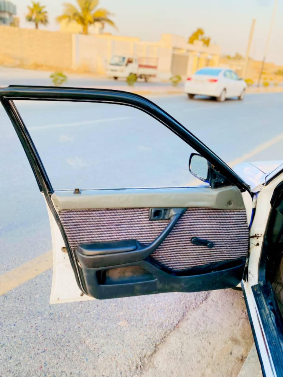 السلام عليكم
كورلا موديل 1990للبيع شرط محرك كير عادي بسمي دولي ل29نينوى بيه صبغ مكانات قليلة بدون ضربه قويه أوربي بدون تبريد من الشركه السعر 32وبيه مجال قليل 
(ملاحظة مابيع دين أو قصاط❌)مكاني صلاح الدين الشرقاط 
رقم الهاتف ***********والله محي الجميع
