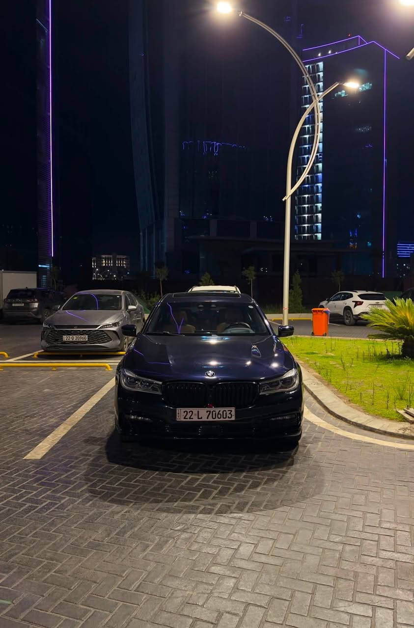 740 Li
2018
ماشيه 160 الف كيلو 
فول مواصفات شنو ابالك موجود ببها 
وارد الماني 
بدون ايرباك.  داخله كلين بيها دحجه داخل العراق انصبغ ربع البنيد والجاملغ الايمن 

سعر265 $ قفل 
باسمي تحويل ثاني يوم مكانها كربلاء 
رقم موبايل ***********
