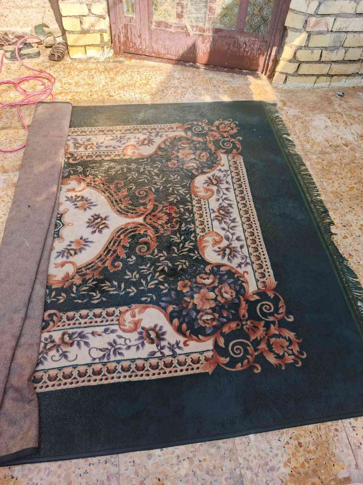 ثلاجة نضيفة جدا مامصلحة حجم 24 ب350 بيها
زوالي ام الريشة ب25
الحمرة والزرقاء على 20 والصغار على 10
سدية ب60 بغداد الزعفرانية الرقم ***********
