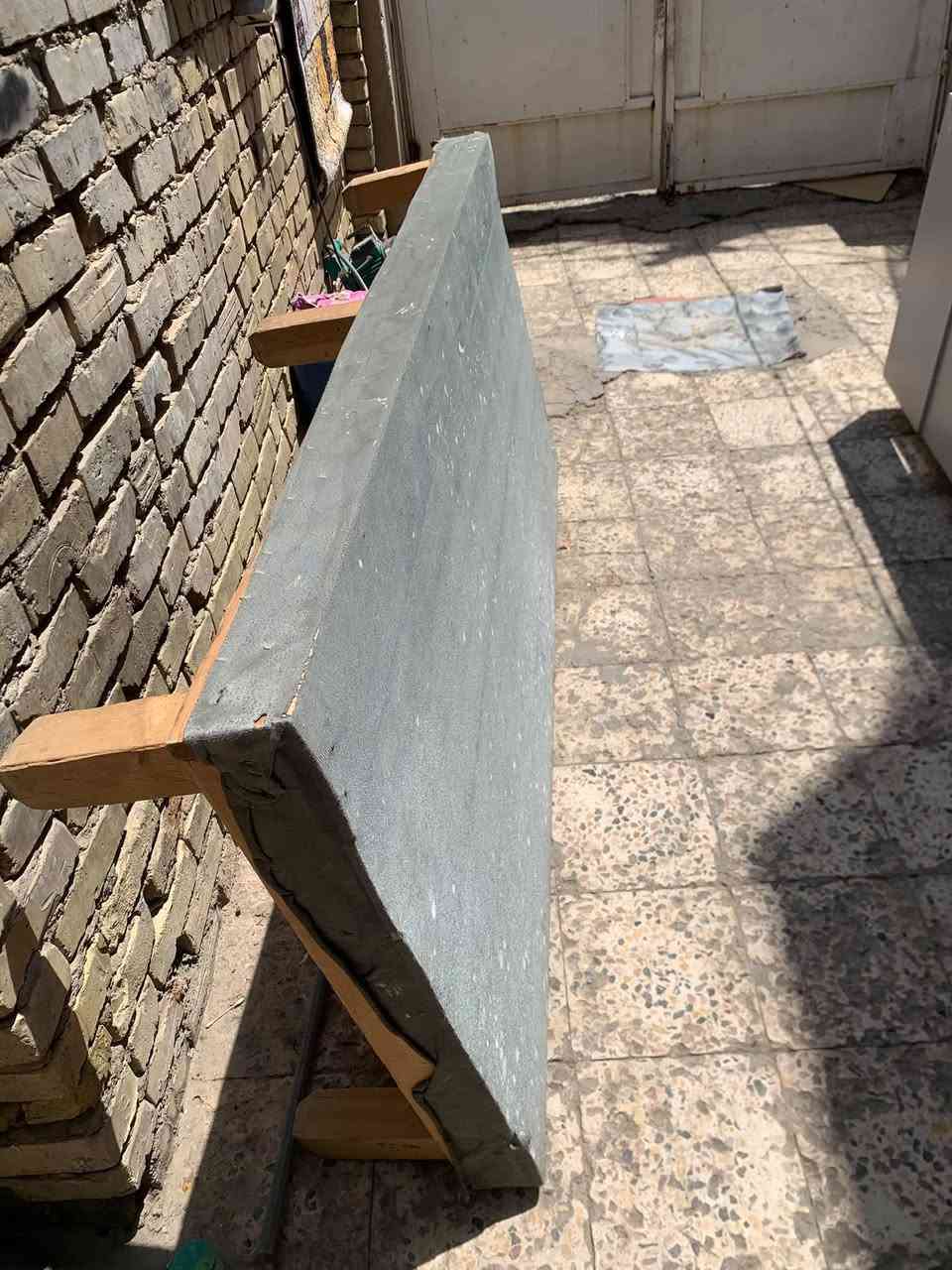 عيني للبيع اليحب يتصل عله الرقم ***********
