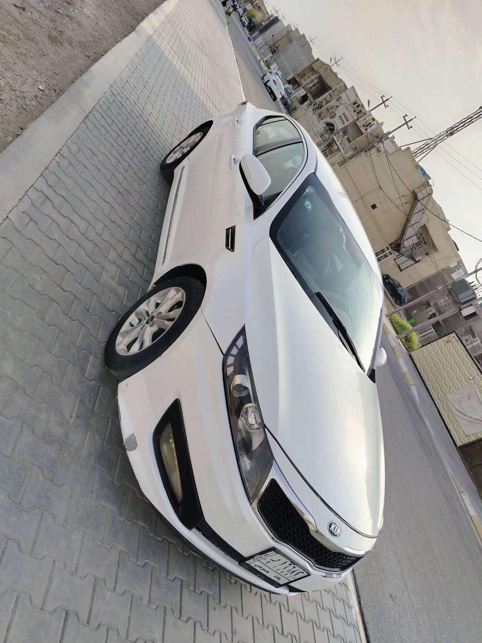 سلام عليكم اوبتيما موديل 2014 نص فول السياره جديده وحلوه بيه فقط البنيد صبغ والباقي مكفول كفاله عامة ماشيه 175 اصفاحه حلوه كلش رقم بغداد تحويل ثاني يوم مكانه واسط الكوت باقي التفاصيل ***********
