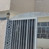 بيت للايجار حي نداء مجمع بيتي ثنين 200متر يحتوي على غرفتين نوم   وصاله...