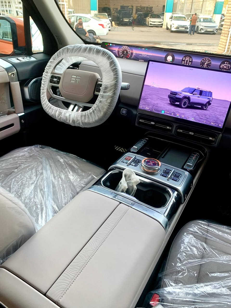 JETOUR
G700 / SPORT 
2027
ضمان مدة 10 سنوان او مليون كيلو متر 
للأستفسار ***********
