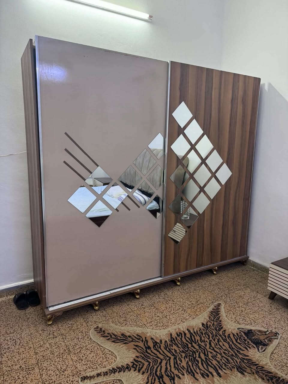 غرفه نضيفه بشرط 275بي مجال ***********

