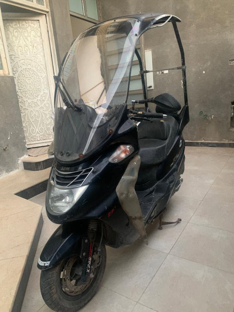 دراجه للبيع طافيه ماعرف عطلها سعرها ٦٠٠وبيهامجال التواصل ***********
