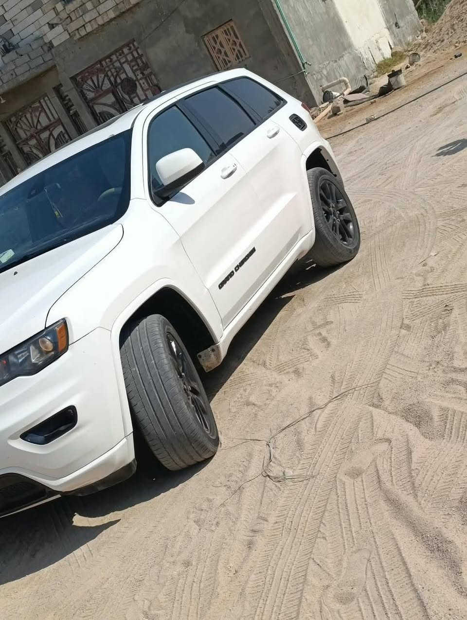 سلام عليكم جيب مديل ٢١ كفاله داخله تقرير تعمل وتسير بس المكينه فقط مفتوحه الباقي كله كفاله رقم بغداد باسمي مكينه 3600سياره فول بصمه فتحه حداده تبريد كله كامله مكاني بصره سعر ٢٤٢ وبيه مجال للطيبين خابر وتدلل ***********
