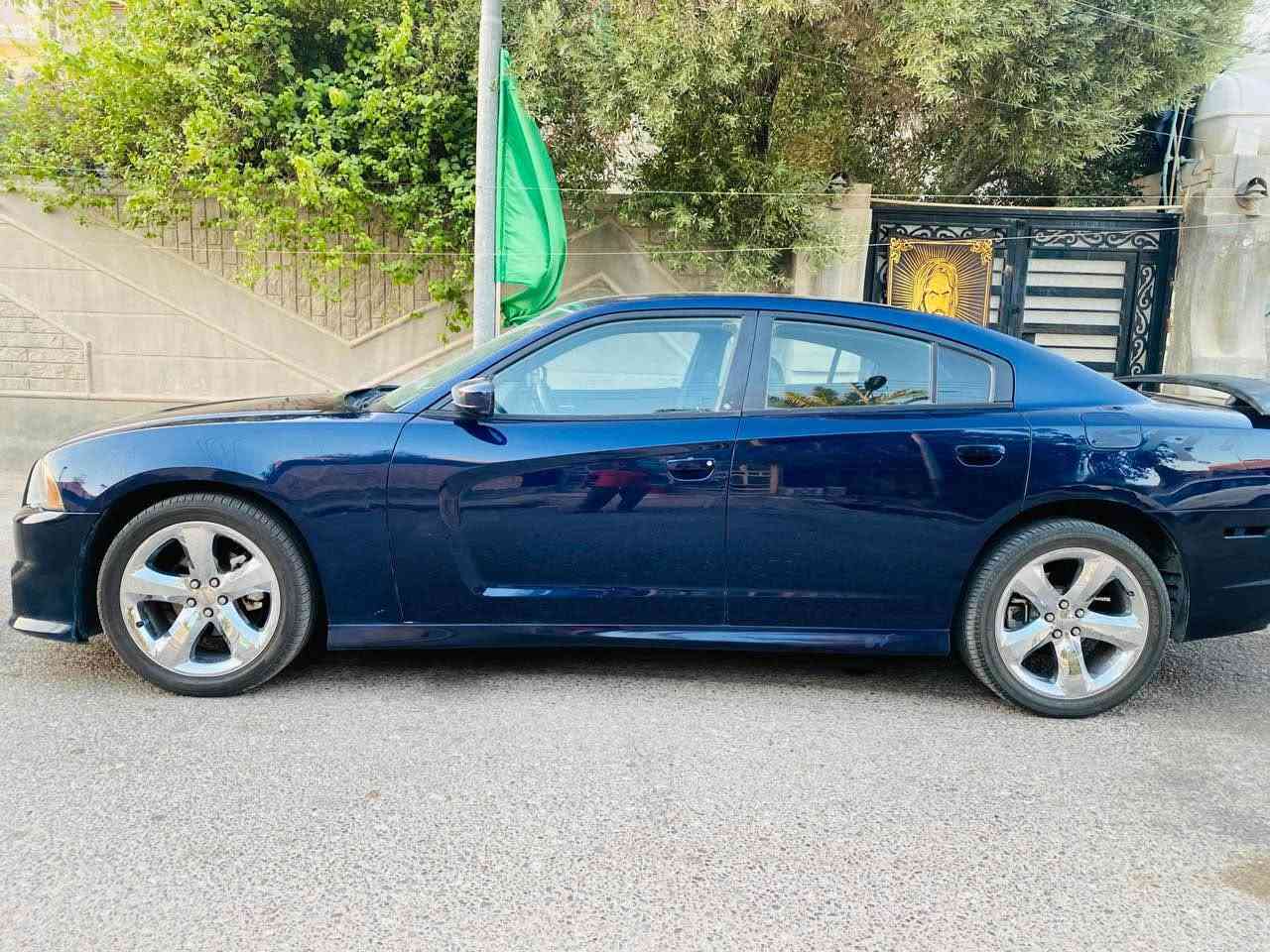 🚗 دودج تشارجر (Dodge Charger) للبيع 🚗
السيارة جاهزة ع اخر حباية 
 الموديل: 2013
 المحرك: 6سلندر 
 اللون: كحلي / أزرق غامق مميز
  السيارة ماشية:  170 km
 الضرر : جاملغين مبدلات نفس اللون وباب خلفي اصليات وبنيد صبغ 
 رقم بغداد باسمي 
📌 السعر: ١٣٠ وبيها مجال 
📍 المكان: ذي قار قضاء الرفاعي 
📞 للتواصل والاستفسار: [***********] الرفاعي, ذي قار
