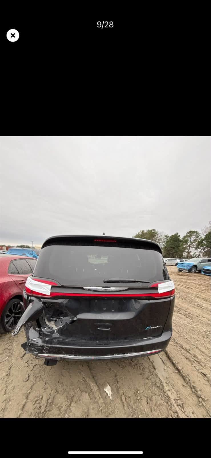 🚙 كرايسلر باسفيكا هايبرد 2023 🔥
🇺🇸 وارد أمريكي

🔹 حجم المكينة: 3600 + هايبرد
🔹 Plug-in Hybrid — شحن منزلي 🔌
🔹 المسافة المقطوعة: 30 ألف ميل
🔹 الإيرباك: سليم
🔹 الضرر: صندوق مبدل نفس اللون، موضح بالصور

⭐ المواصفات:

• تحكم ستيرن
• 3 قطع تبريد
• شاشة
• بصمة
• تشغيل عن بُعد
• كشنات جلد
• هيترات بالكشنات
• رادارات
• حساسات
• ويل كب
• بيبان كهرباء
• صندوق كهرباء
• لايتات LED
• إشارات بالمراية
• رادار أمامي
• كشنات كهرباء

💰 السعر: ١٩٨ ورقة وبيها مجال بسيط
📍 مرقم بغداد 

📞 تفاصيل أكثر:  *********** 

📍 المكان: بغداد – حي العامل
تحياتي 🌹
