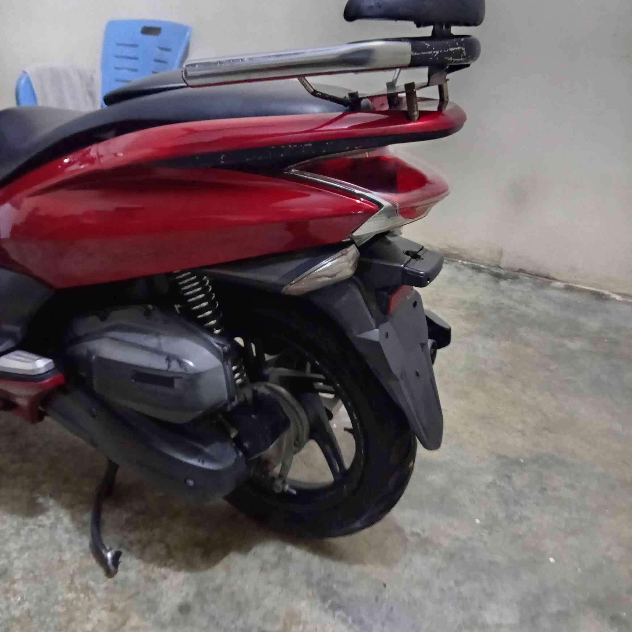 PCX • ١٥٠ • جيل الأول