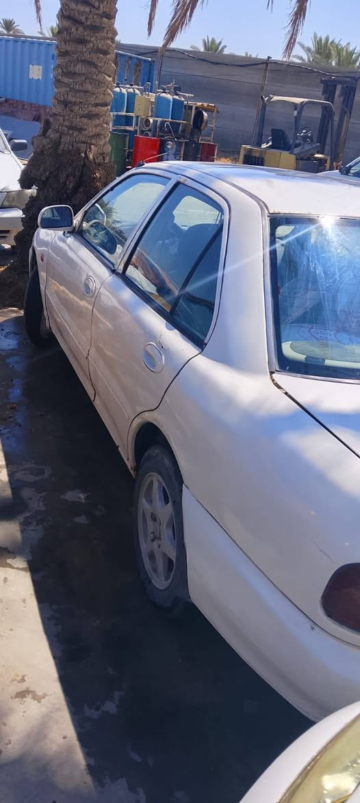 السلام عليكم براتون موديل 2000رقم بغداد نكايزي اوتماتيك جاهزه تبريد شغال بس القايش انكطع السعر 30بيه مجال اتصل ***********
