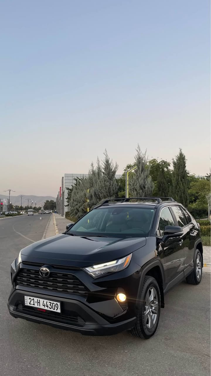 سڵاوتان لێبێت Rav4 مۆدێل ٢٠٢٤ سەیارەکە مواسەفاتی xle یە تەنها 68,000کم ڕۆشتووە ، تەنها دەرگای سایەق گۆڕاوە بە بیلاد گێڕ و مەکینەی بەشەرت مەکینە ٢،٥ لتر ٤ بستۆن 
مواسەفات:
بەسمە 
٤ مۆدی لێخوڕین
ئاوێنە کارەبای+هیتەر+ڕادار
تەبرید مەرکەزی
شاشە
کامێرا
نرخی ٢٤٧ وەرەقەکەو کەمێک مەجال
ژمارەی مۆبایل:***********
WhatsApp&Viber✅ السليمانية, العراق
