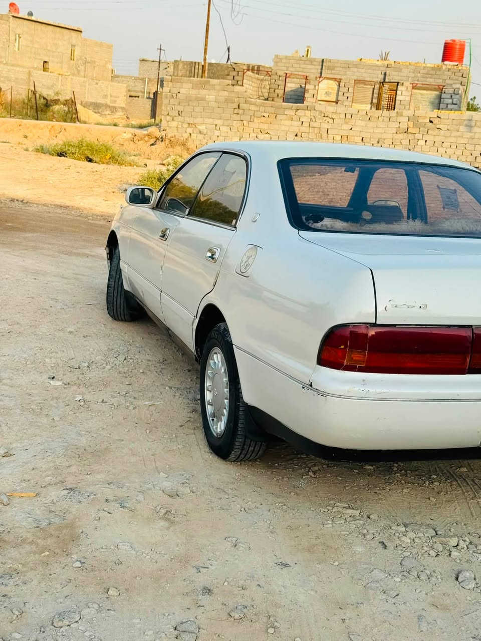 سلام عليكم البيع بطه متصل سياره مصبوغه جماليه مكفوله من الضربه رقم إنكليزي بسم ولد ويريد تحويل دواخل جدد مكينه وكير مكفولات السعر 49 وبيه مجال قليل مكان سياره البصره كرمه علي رقم الموبايل *********** / *********** اتصل وتدلل
