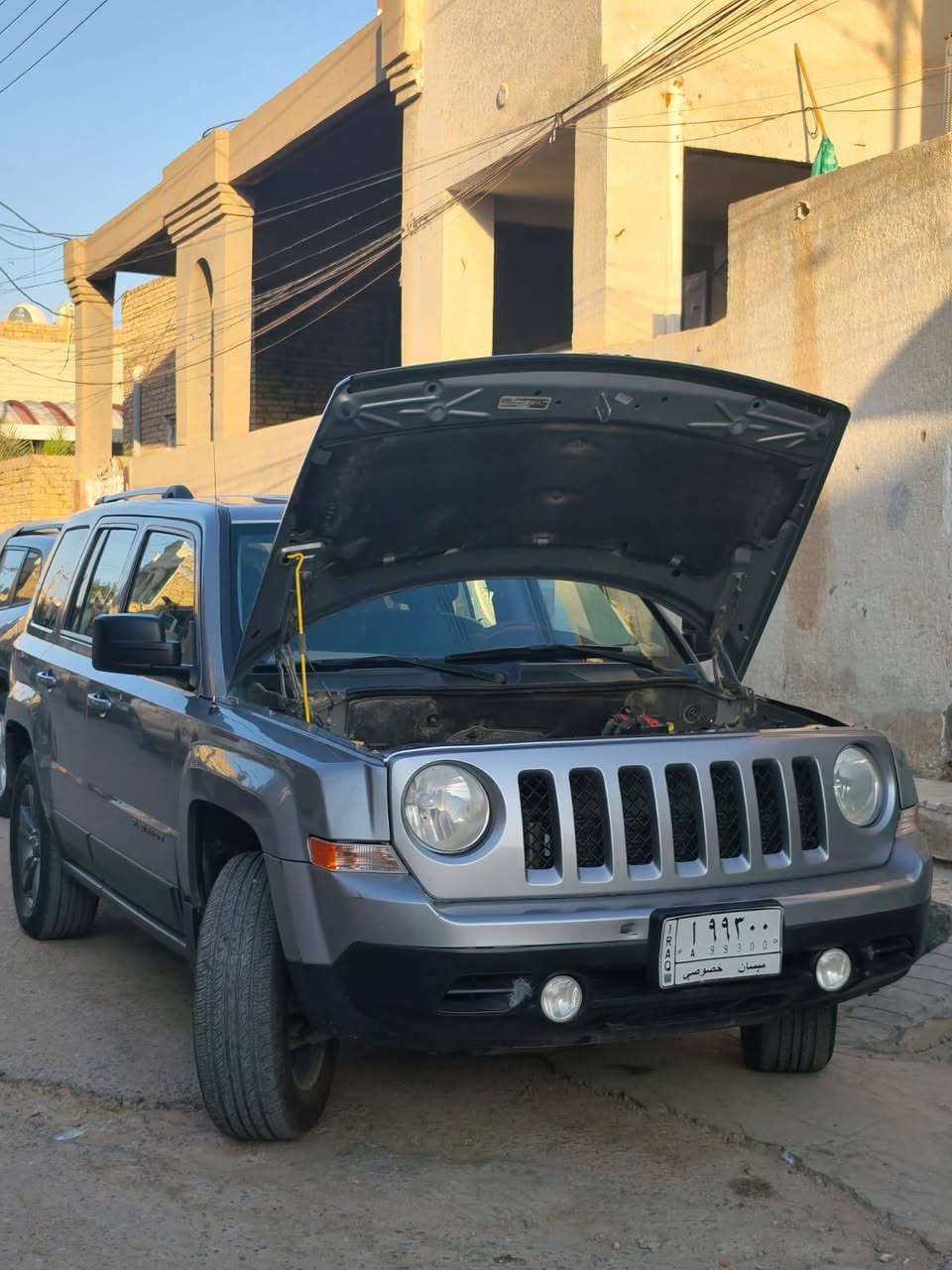 سلام عليكم 
جيب باتريوت
مكينة ٢٠٠٠ السيارة ما مبدل بية شي
ماشية ٩٨ باسمي ٢٠١٦ السعر ١١٠ وبيها مجال حق الجية
‏‪***********‬‏ مكان سياره ميسان
