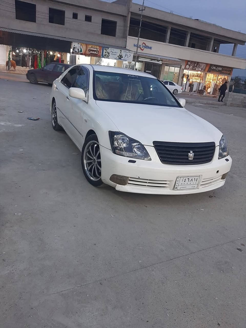 شاهینە بڕاوە 2005مەکینەی 182گێڕ گەورە ناوقەیسی 93هەزار ڕۆشتووە 3دوگمەیه بەشەرتی گێڕ مەینە تەبرید کەڤەر گۆڕاونەبێت کۆدی بەناو خۆمۆیە ماڵی دۆستە ***********
