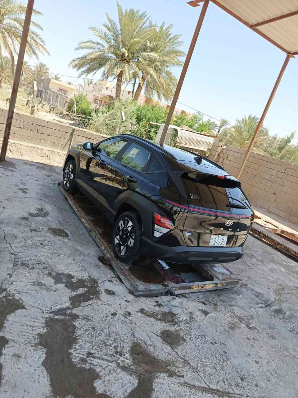 السلام عليكم
كونا 2024 امريكي
 لون اسود 
بدون حادث فقط  دعاميه اماميه
مرقم بغداد بأسمي
مواصفات
محرك 2000 دوش
بصمه
تشغيل عن بعد
شاشه طويله ديجتال
تبريد قطعتين
اوتو هولد
سياره جاهزه جديده خير من الله
مكان سياره بابل الكفل 
للاستفسار ... 
***********
